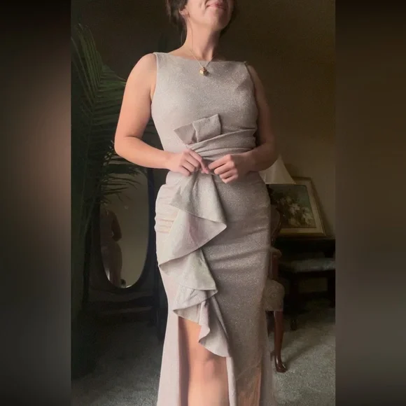 Betsy & Adam Shimmer Dress in Cream - Picture 6 of 7